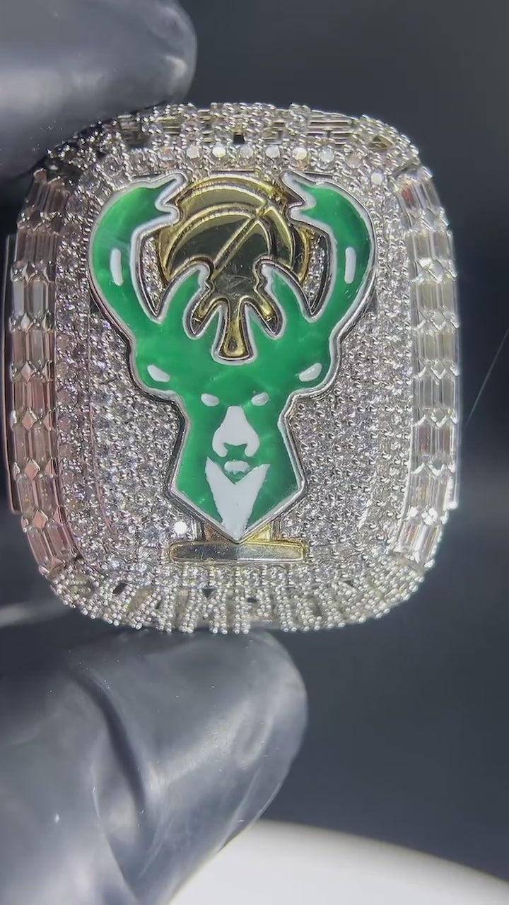 2021 Milwaukee Bucks NBA Championship Ring - Premium Legend Series